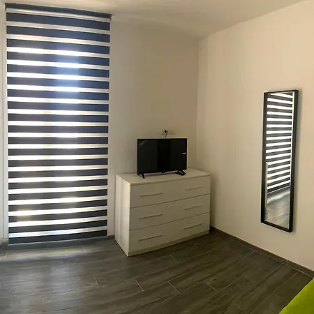 דירה Riva Del Tevere